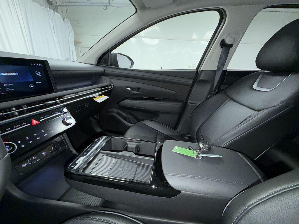new 2026 Hyundai Tucson car, priced at $40,125