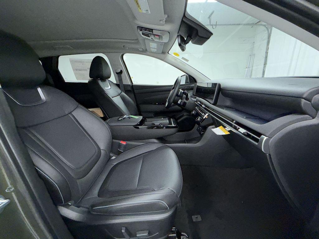 new 2026 Hyundai Tucson car, priced at $40,125