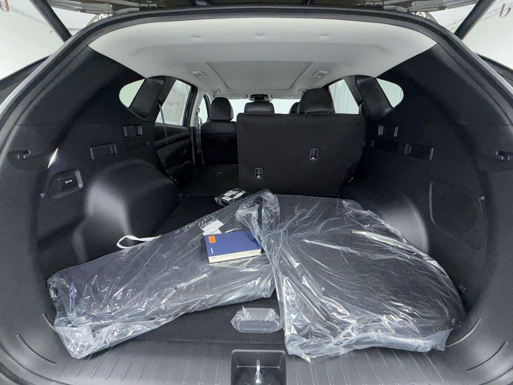 new 2026 Hyundai Tucson car, priced at $40,125