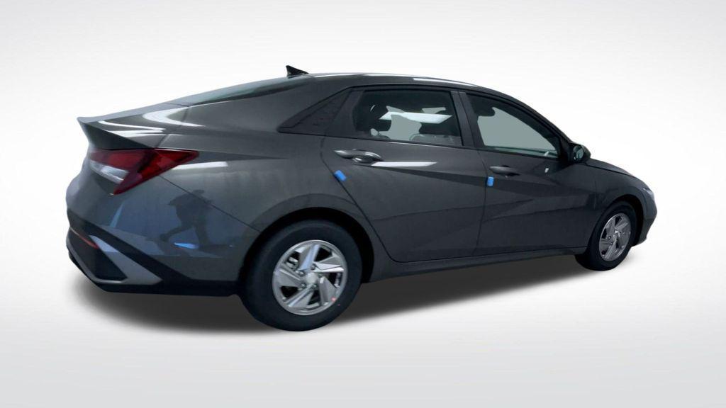 new 2025 Hyundai Elantra car, priced at $21,290