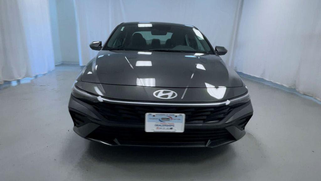 new 2025 Hyundai Elantra car, priced at $21,290
