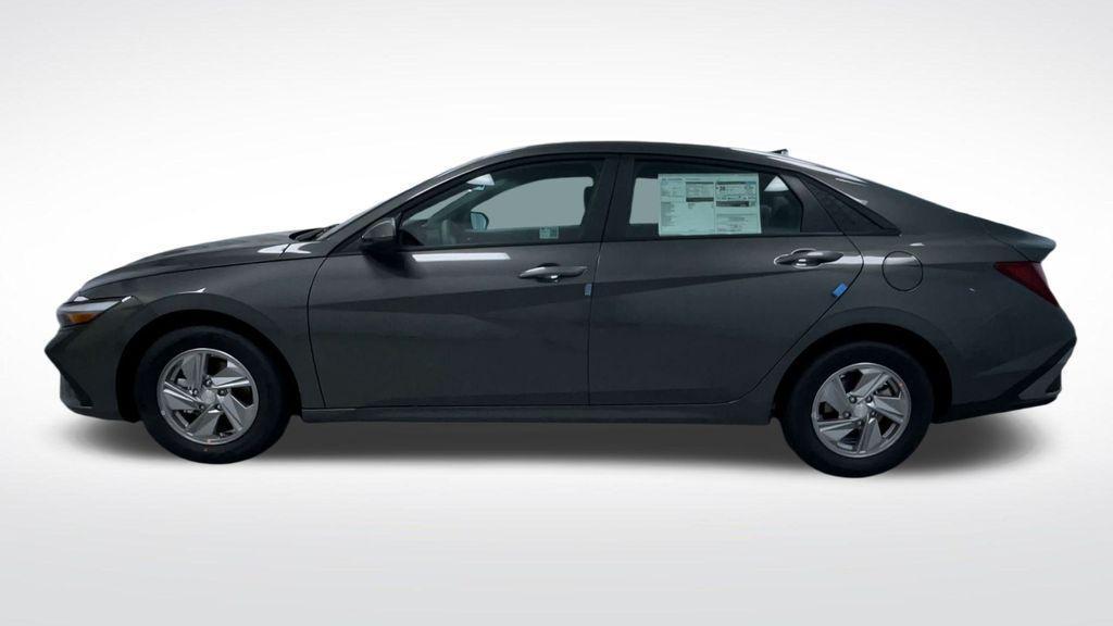 new 2025 Hyundai Elantra car, priced at $21,290