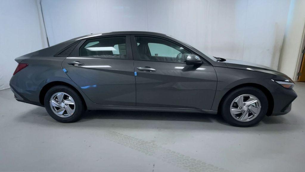 new 2025 Hyundai Elantra car, priced at $21,290