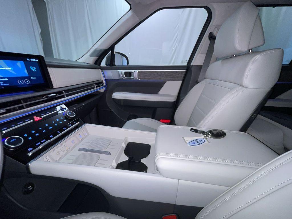 new 2025 Hyundai Santa Fe car, priced at $47,289