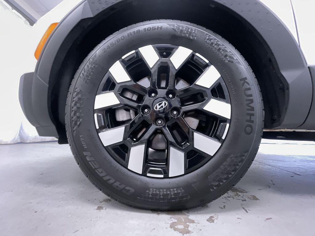 used 2025 Hyundai SANTA CRUZ car, priced at $30,995