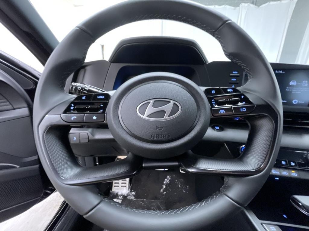 new 2025 Hyundai Elantra car, priced at $23,598