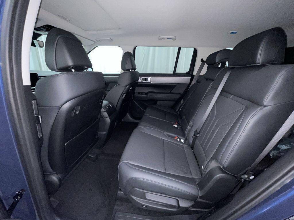 new 2026 Hyundai Santa Fe car, priced at $40,195