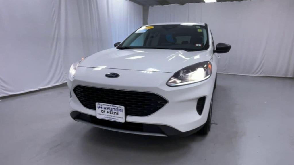 used 2022 Ford Escape car, priced at $19,895