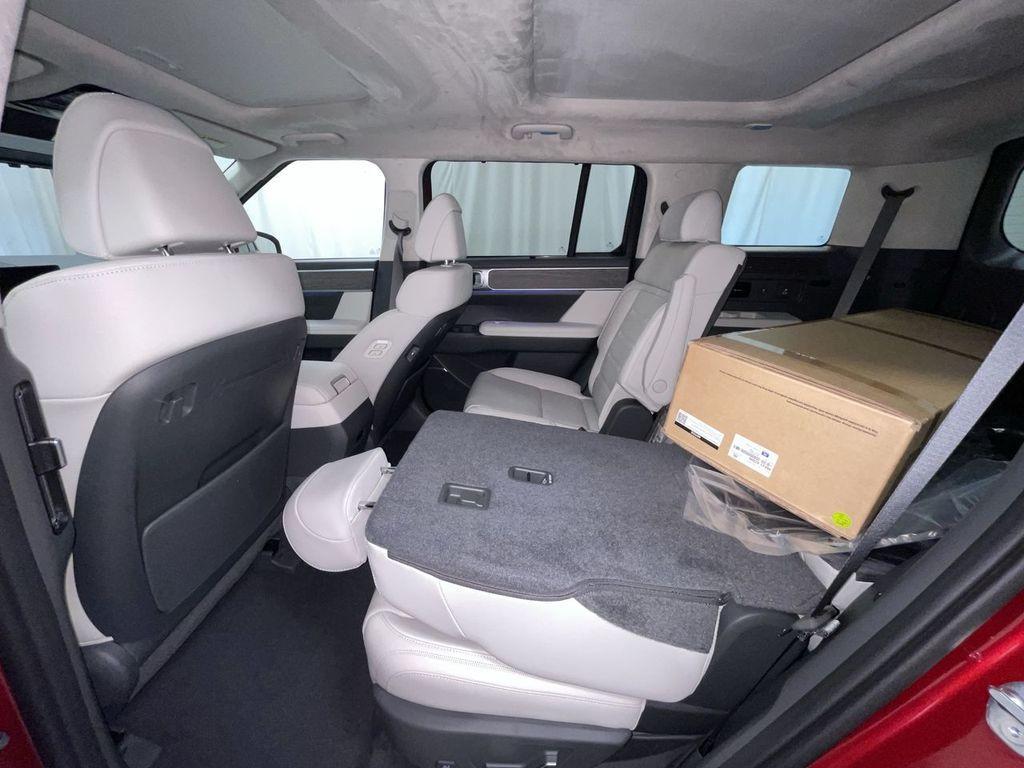new 2025 Hyundai SANTA FE HEV car, priced at $49,109
