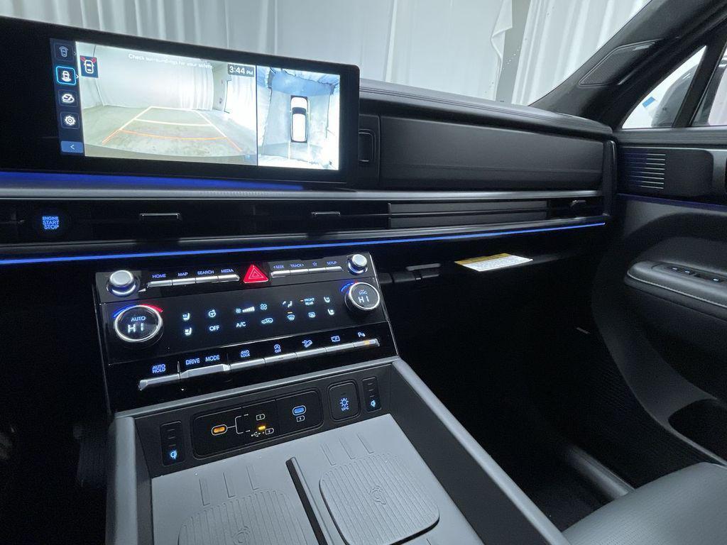 new 2025 Hyundai Santa Fe car, priced at $45,390