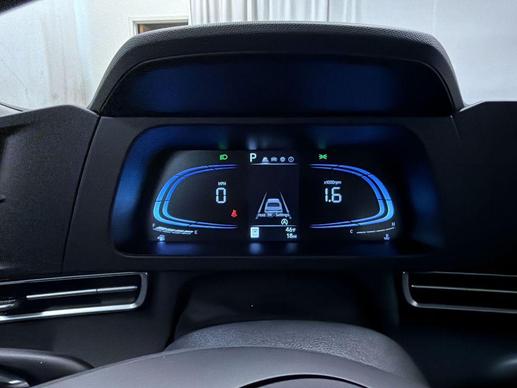 new 2025 Hyundai Elantra car, priced at $21,260