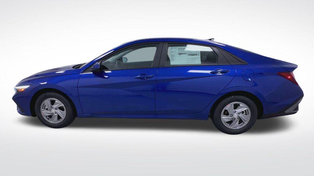 new 2025 Hyundai Elantra car, priced at $21,260