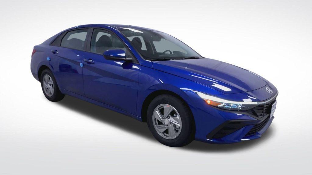 new 2025 Hyundai Elantra car, priced at $21,260