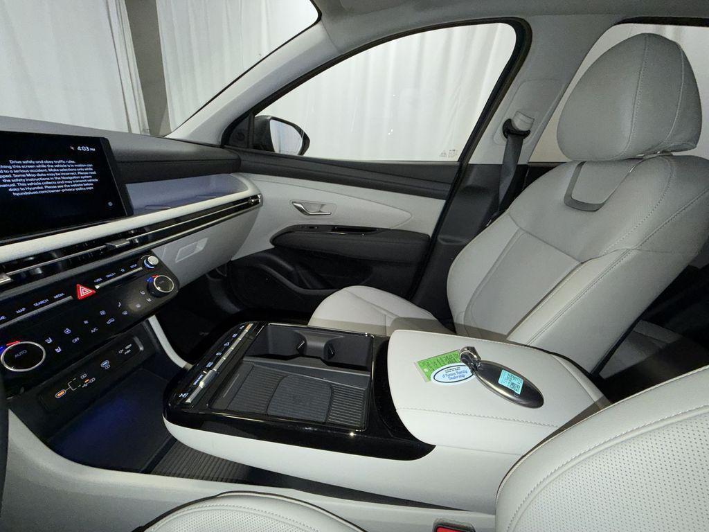 new 2026 Hyundai Tucson car, priced at $40,125