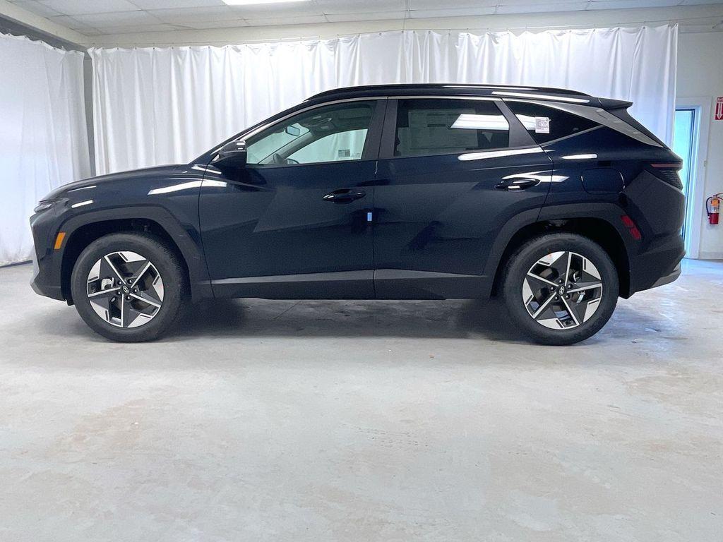 new 2025 Hyundai TUCSON Hybrid car, priced at $35,987