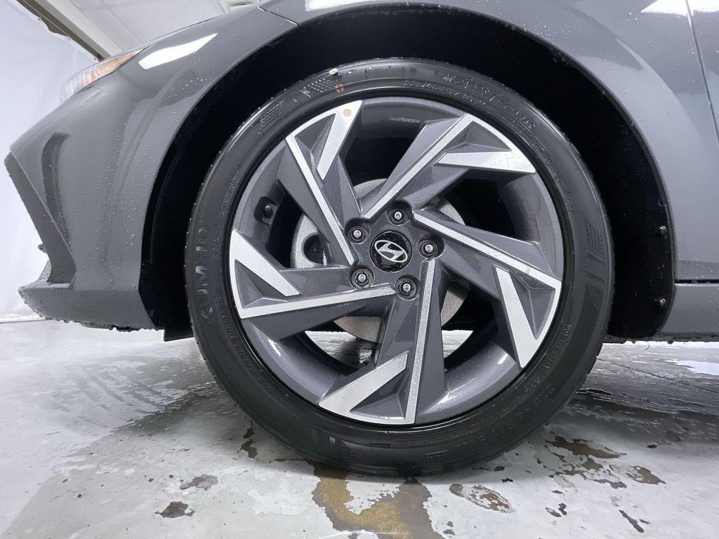 new 2025 Hyundai Elantra car, priced at $23,237