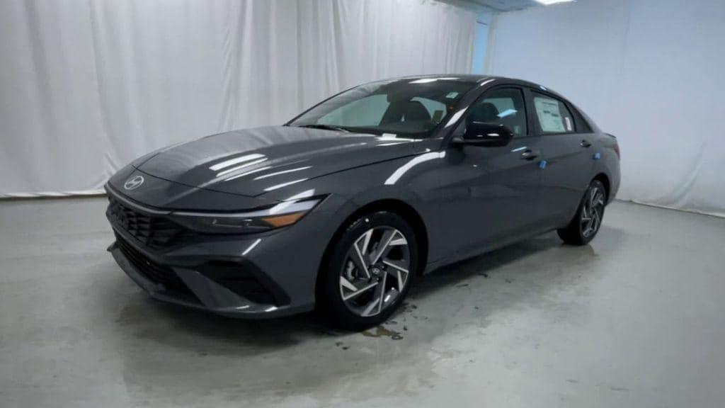 new 2025 Hyundai Elantra car, priced at $23,237
