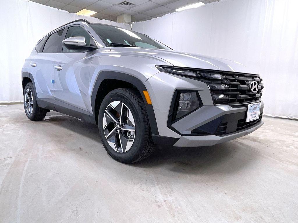 new 2025 Hyundai TUCSON Hybrid car, priced at $35,748
