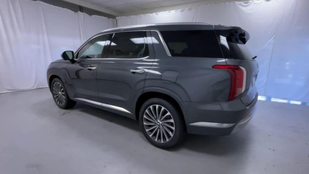 new 2025 Hyundai Palisade car, priced at $52,579