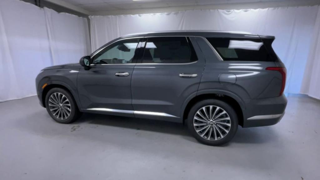 new 2025 Hyundai Palisade car, priced at $52,579