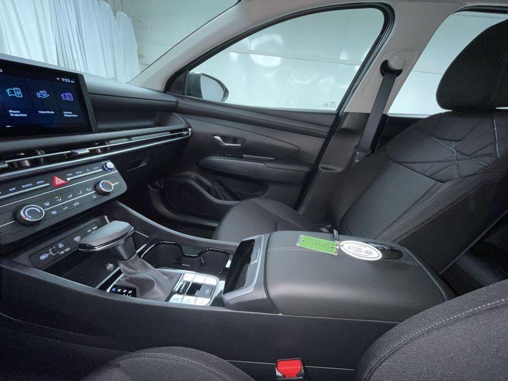 new 2025 Hyundai Tucson car, priced at $30,570