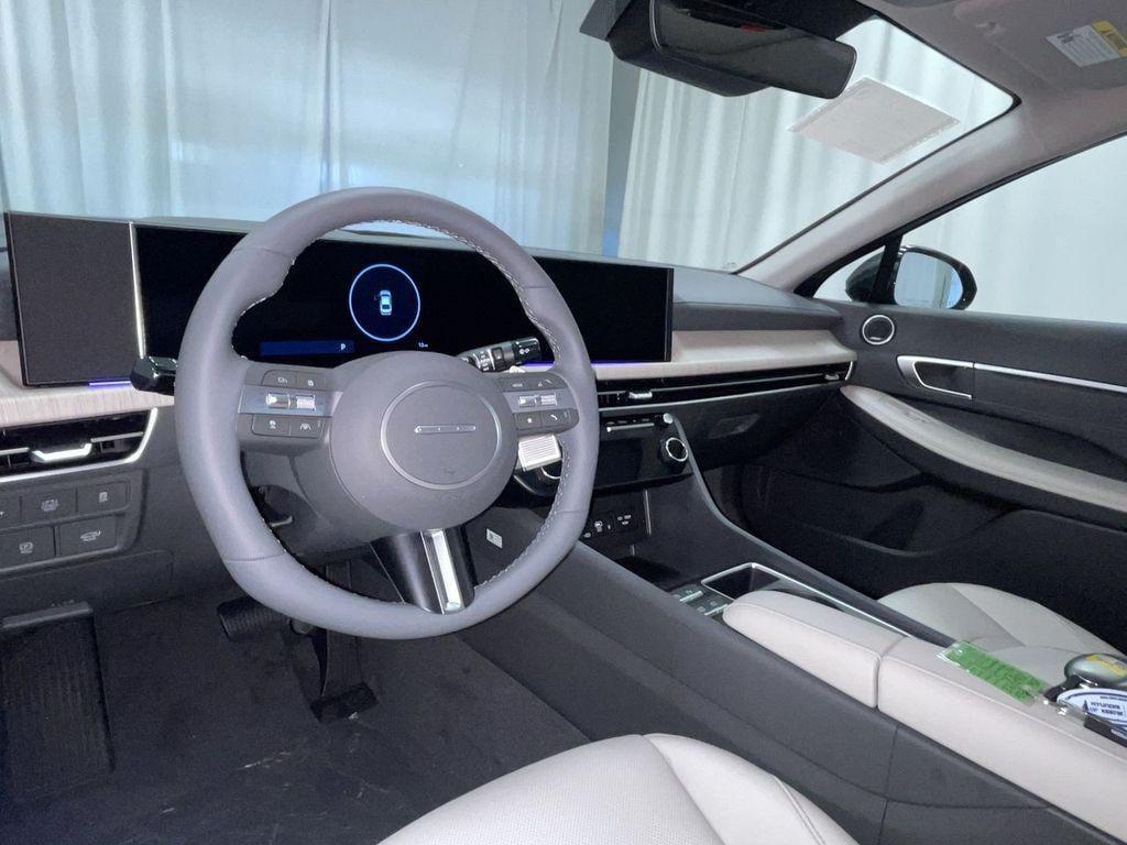 new 2025 Hyundai Sonata Hybrid car, priced at $37,257