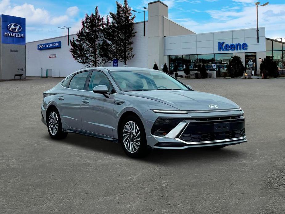 new 2024 Hyundai Sonata Hybrid car, priced at $30,230