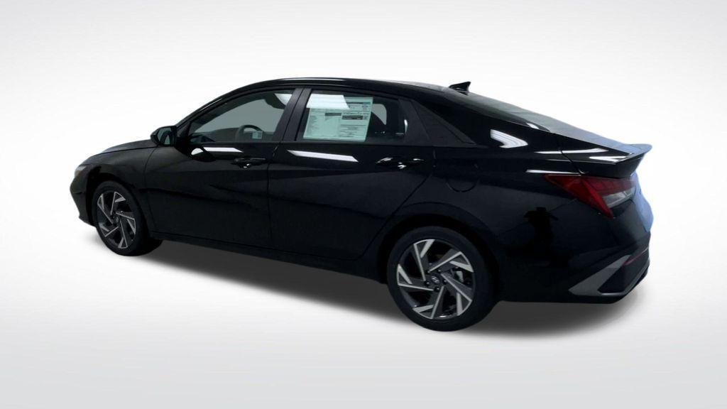 new 2025 Hyundai ELANTRA HEV car, priced at $24,645