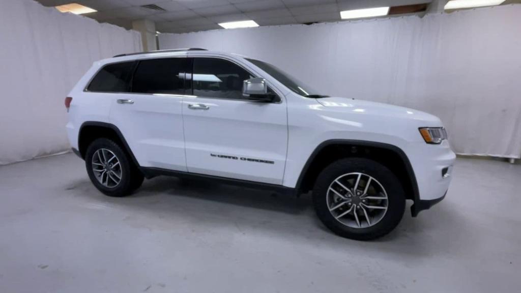 used 2022 Jeep Grand Cherokee WK car, priced at $31,595