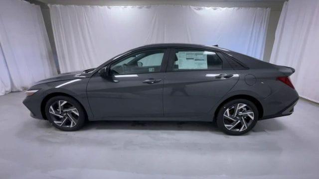 new 2025 Hyundai Elantra car, priced at $21,839