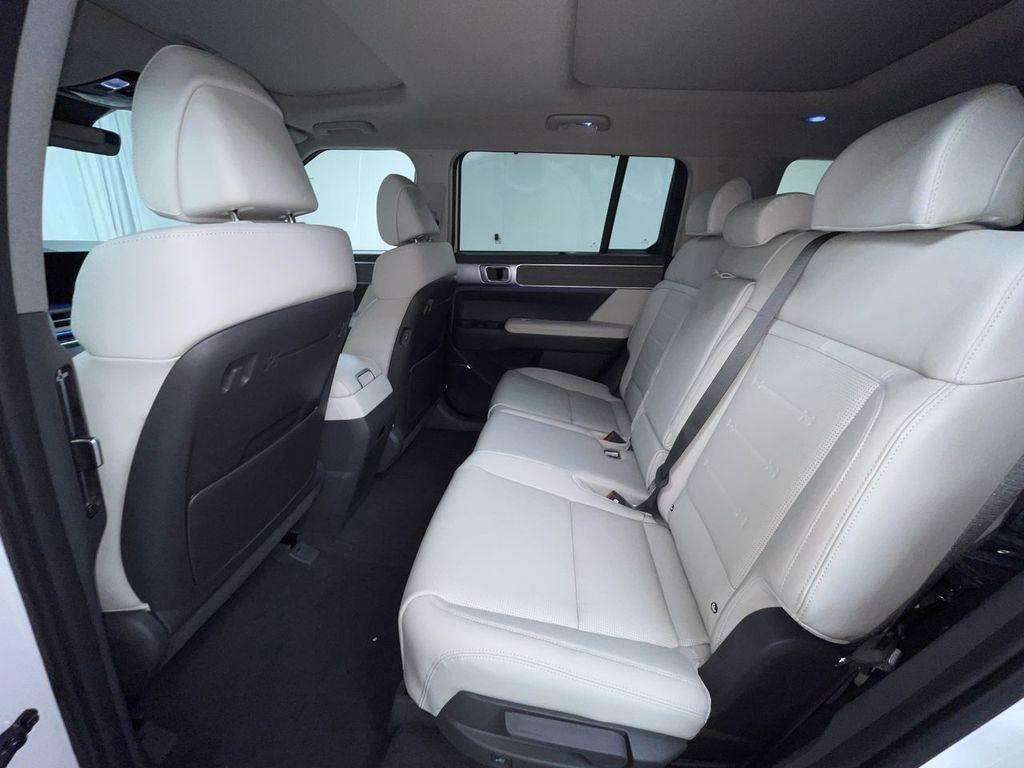 new 2025 Hyundai SANTA FE HEV car, priced at $41,595