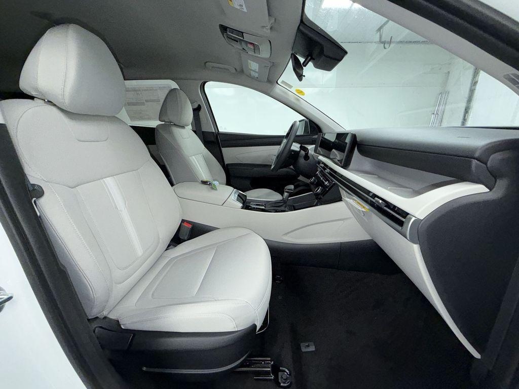 new 2026 Hyundai Tucson car, priced at $32,085