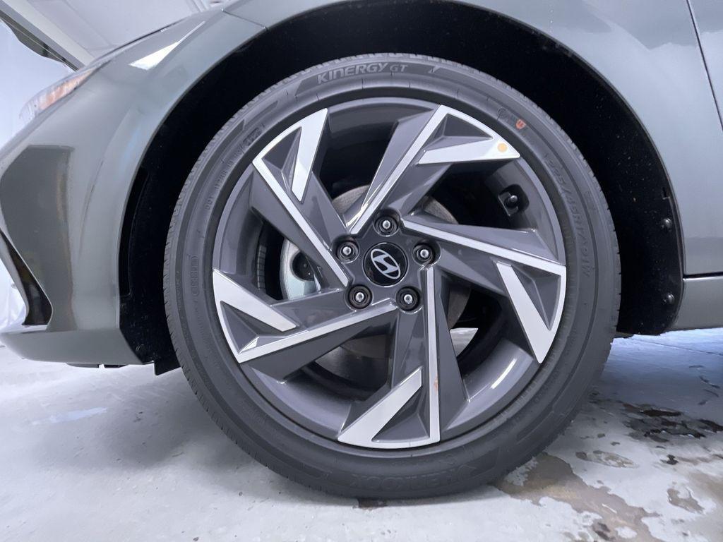 new 2025 Hyundai Elantra car, priced at $25,940