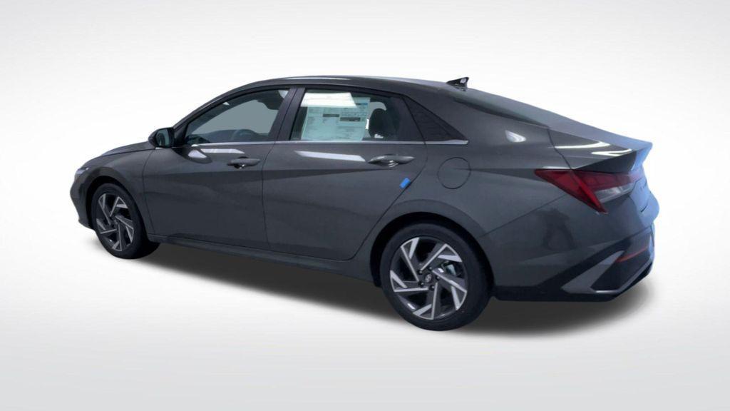 new 2025 Hyundai Elantra car, priced at $25,940