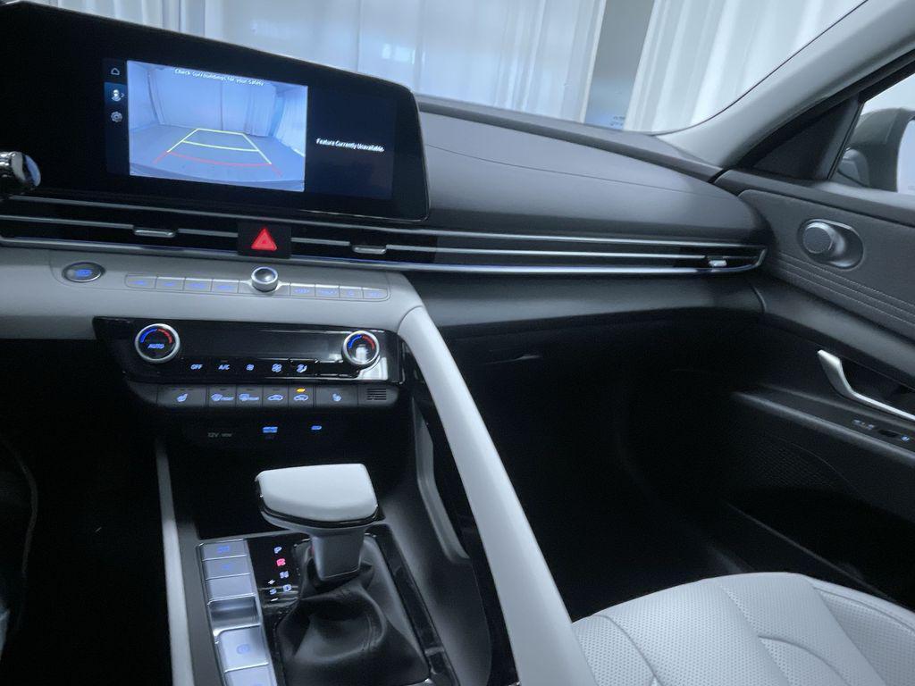 new 2025 Hyundai Elantra car, priced at $25,940