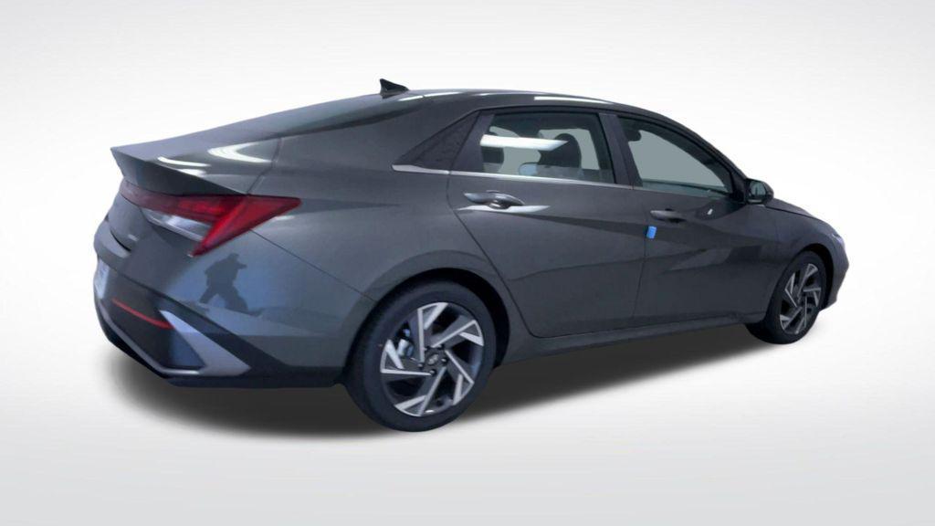 new 2025 Hyundai Elantra car, priced at $25,940