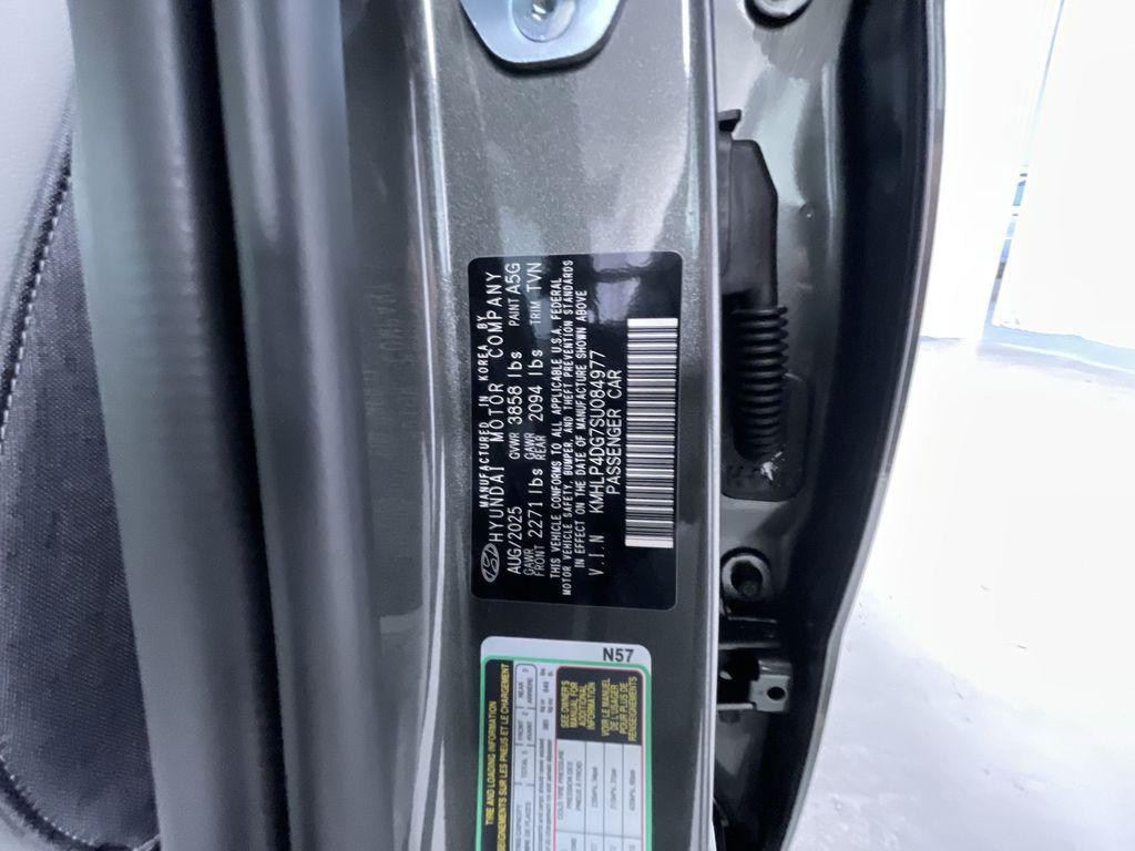 new 2025 Hyundai Elantra car, priced at $25,940