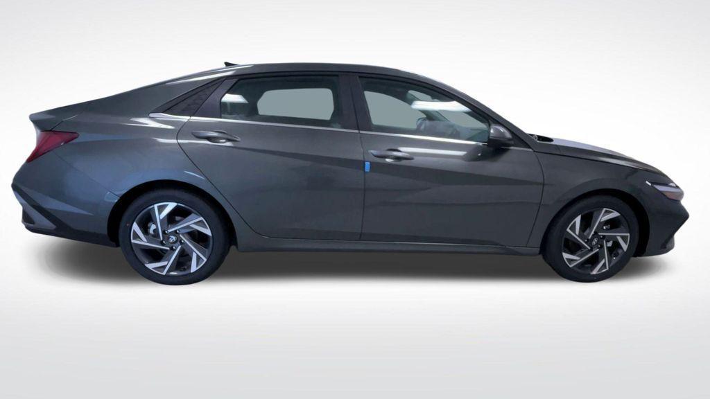 new 2025 Hyundai Elantra car, priced at $25,940