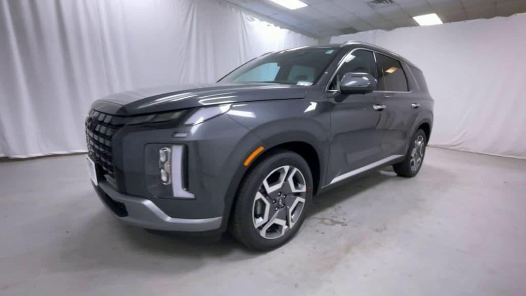 new 2025 Hyundai Palisade car, priced at $48,154