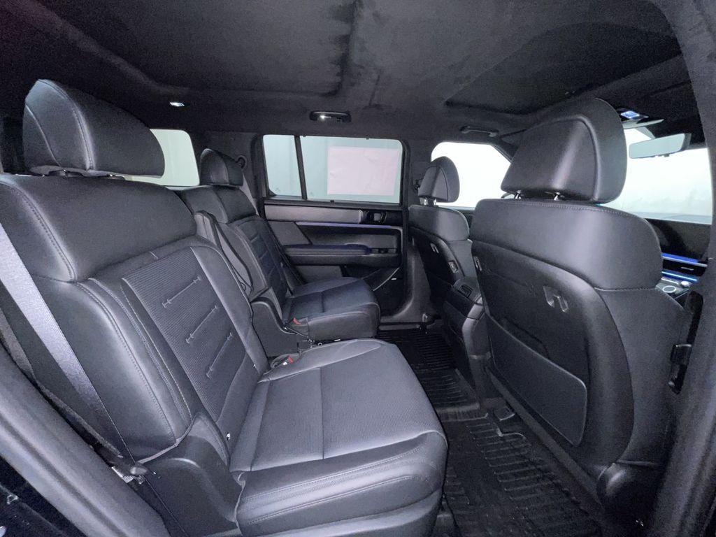 used 2024 Hyundai Santa Fe car, priced at $42,995