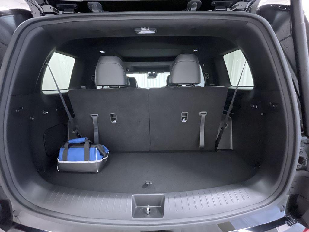 used 2024 Hyundai Santa Fe car, priced at $42,995