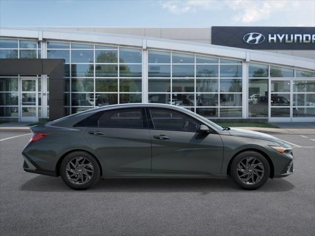 new 2025 Hyundai Elantra HEV car, priced at $25,763