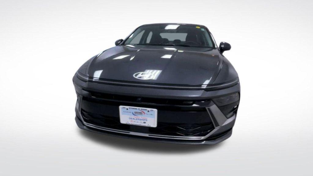 new 2025 Hyundai Sonata Hybrid car, priced at $35,128