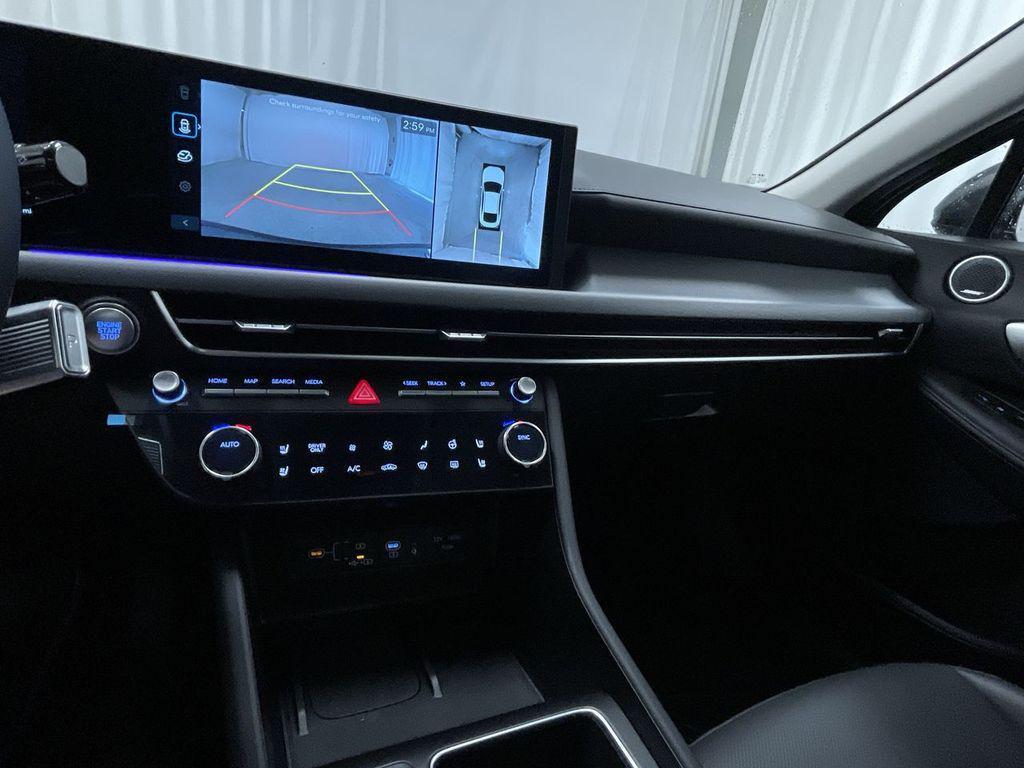 new 2025 Hyundai Sonata Hybrid car, priced at $37,418