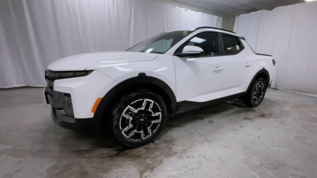 new 2025 Hyundai SANTA CRUZ car, priced at $40,976