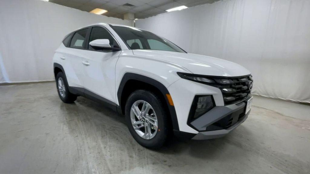 new 2025 Hyundai Tucson car, priced at $29,681
