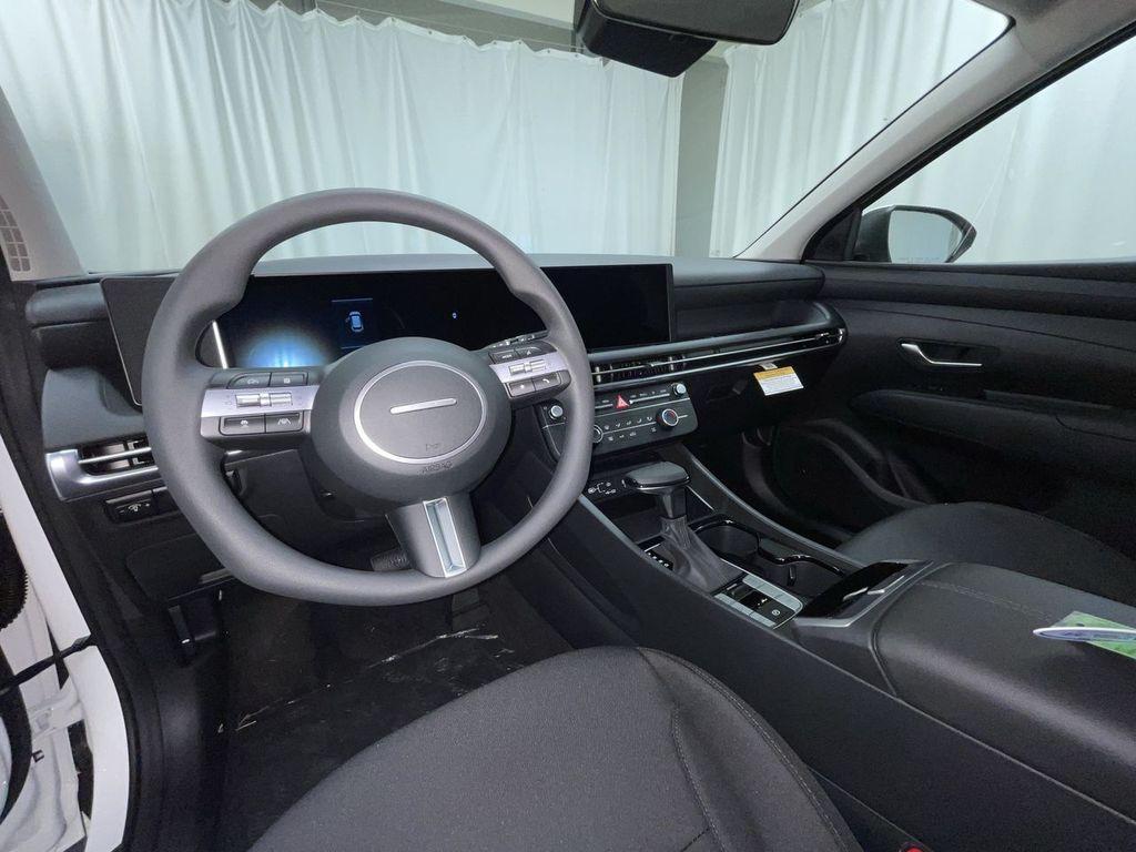 new 2025 Hyundai Tucson car, priced at $29,681