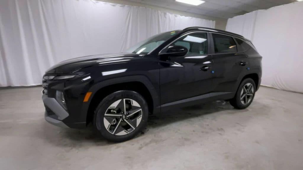 new 2025 Hyundai TUCSON Hybrid car, priced at $36,517