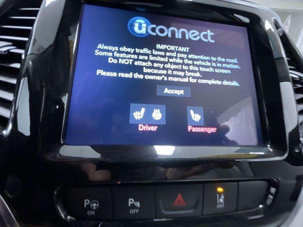 used 2020 Jeep Cherokee car, priced at $19,995