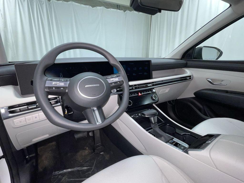 new 2025 Hyundai Tucson car, priced at $31,370